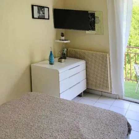 Climatise A 50 M Des Thermes Apartment