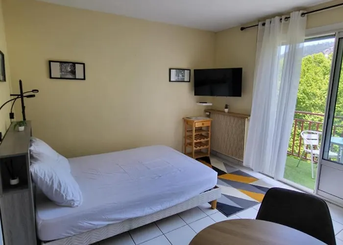 Climatise A 50 M Des Thermes Apartment *